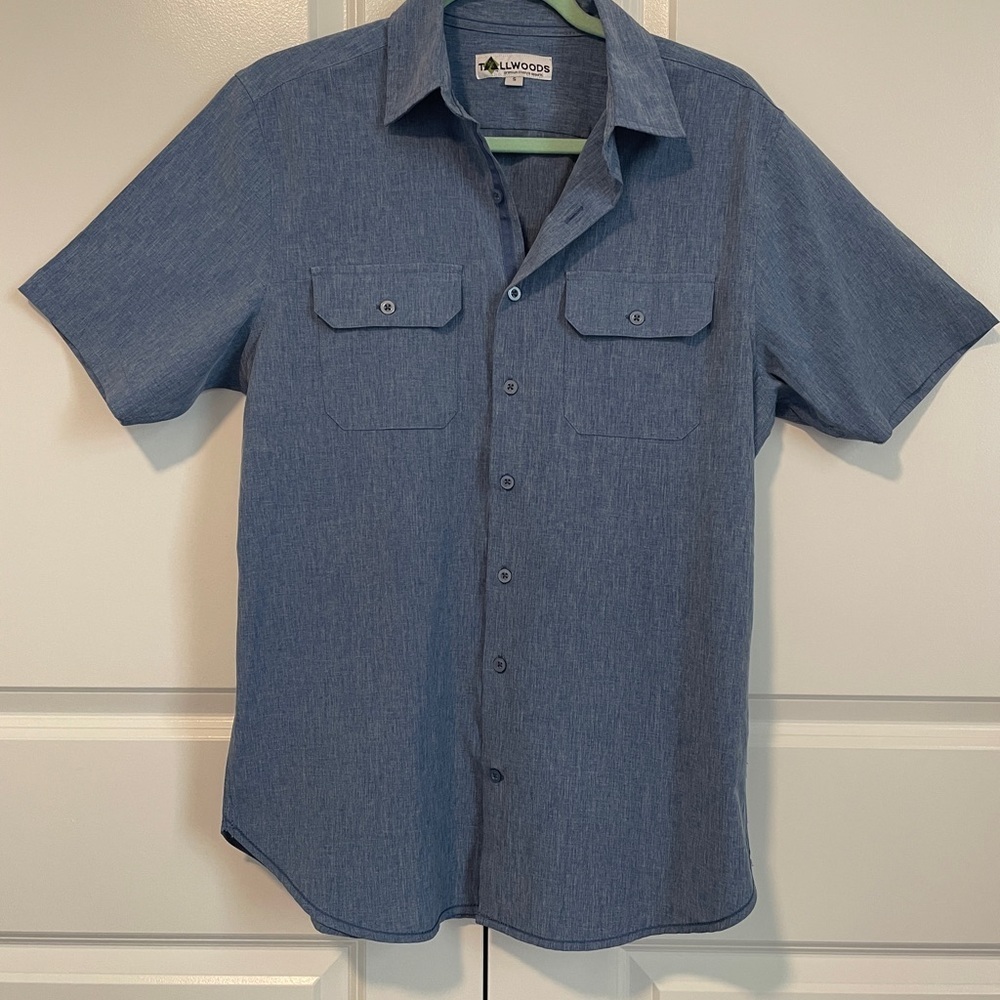 Tall Woods premium lifestyle clothing Men's Shirt S NWOT